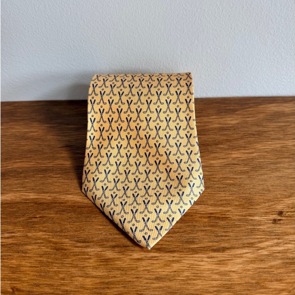 Ralph Lauren Hand Finished Silk Necktie Yellow Golf Theme Clubs Monogram Lining